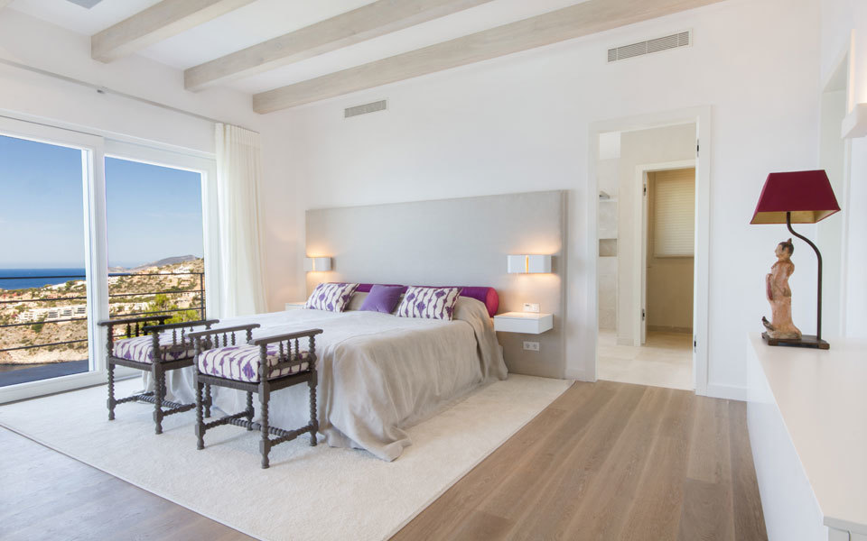 Main floor suite with bathroom