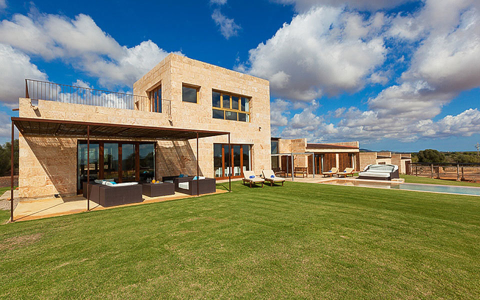 General view of the villa