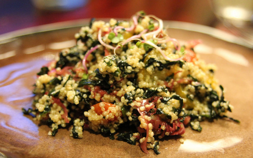 Quinoa salad with spinach, seaweed, mandarin and wasabi vinaigrette